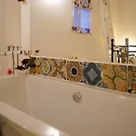 Historic * モーディカ